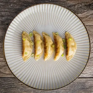 MIYA Company Medium Plates^Aiya Ivory 8.75