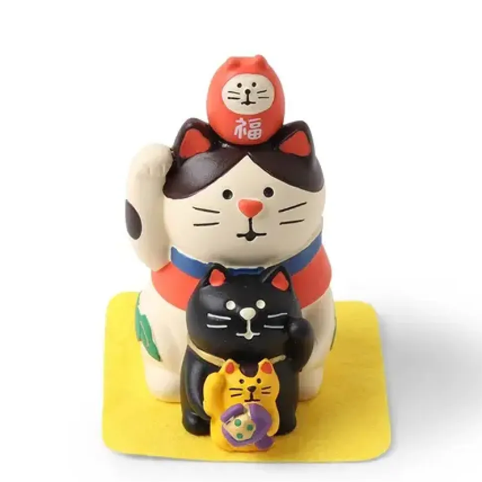 figurine_fortune_cat_stac_0.webp MIYA Company Figurines^Figurine Fortune Cat Stack